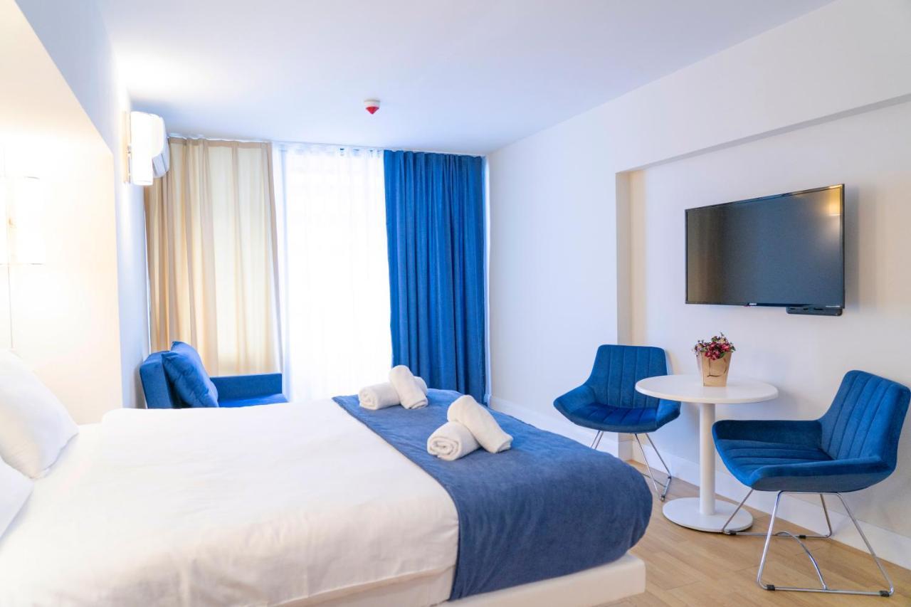 Luxury Sea View Orbi City Batoemi Buitenkant foto