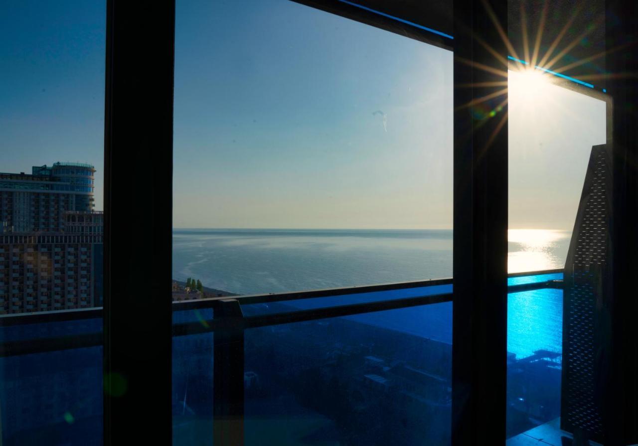 Luxury Sea View Orbi City Batoemi Buitenkant foto
